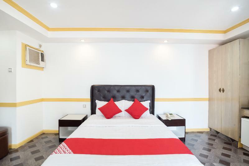 Oyo 138 White Palace Hotel Manila Exterior photo